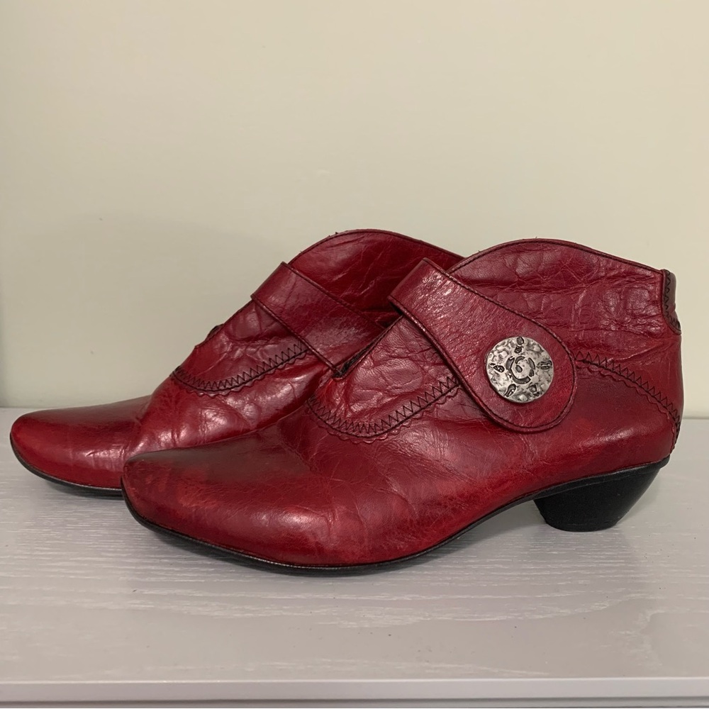 Fidji Leather Shoes size 37 1/2